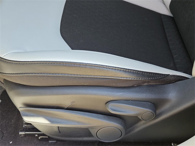 2020 Jeep Compass Latitude photo 21