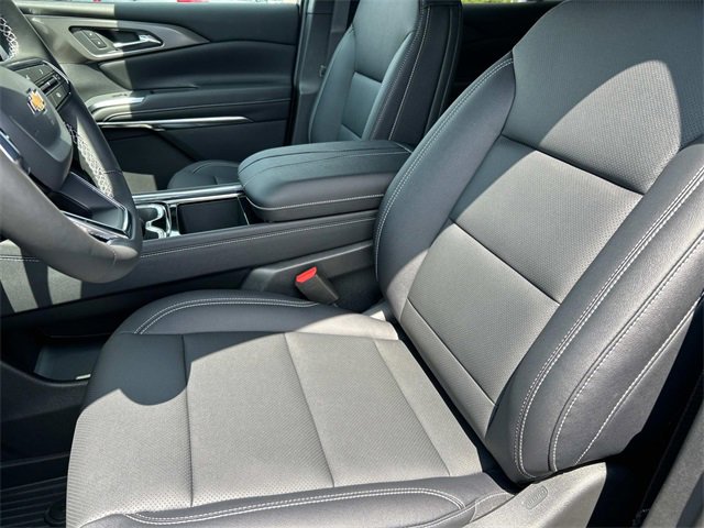 2026 Chevrolet Traverse photo 18