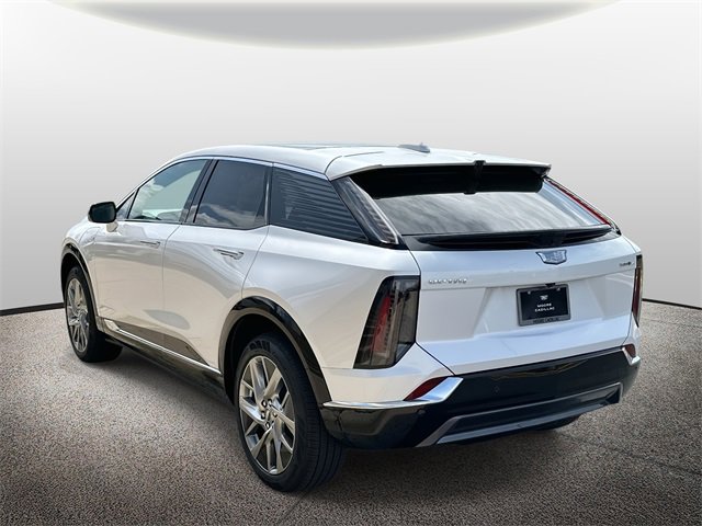 2025 Cadillac Optiq Luxury photo 4