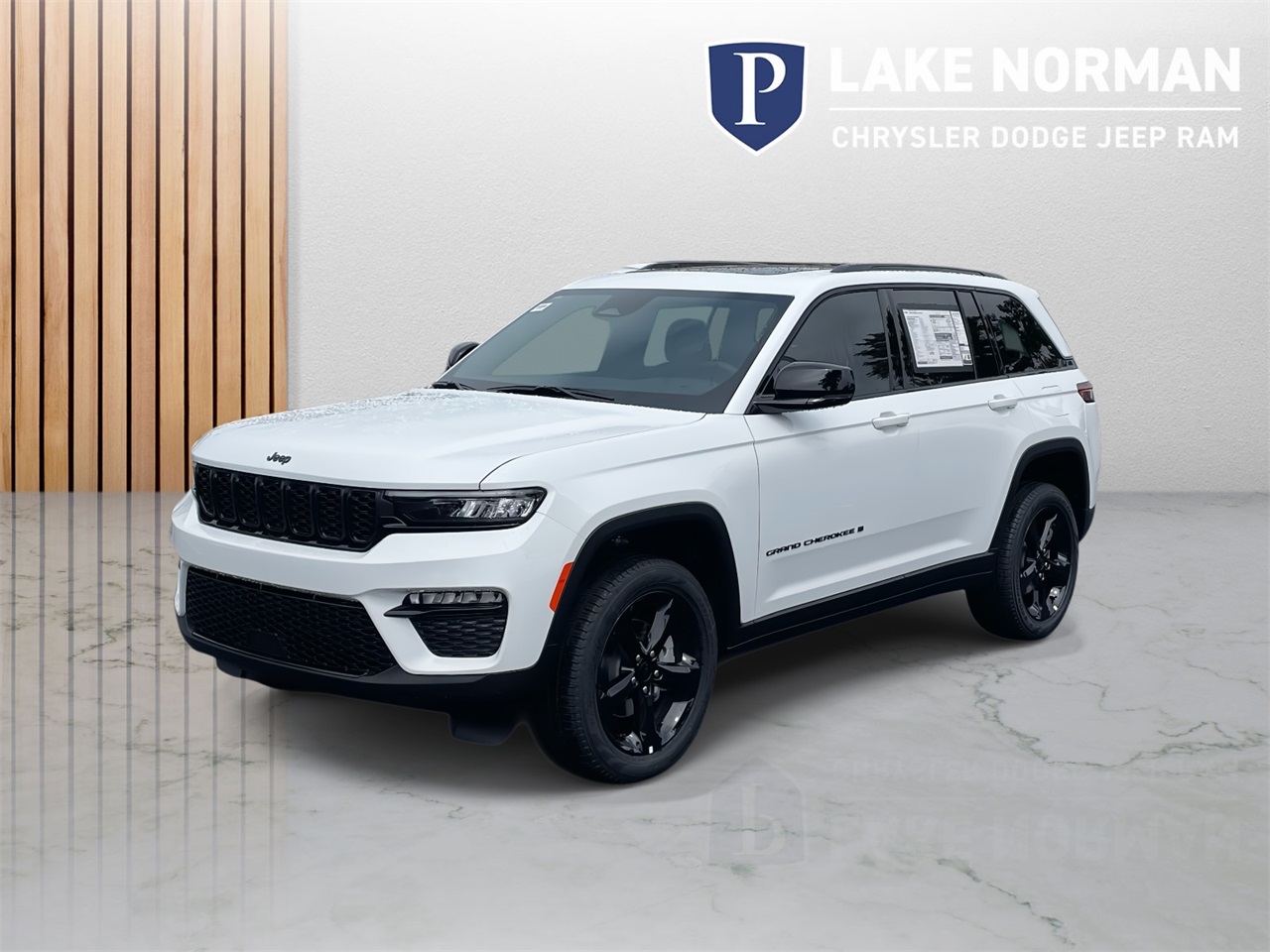 2025 Jeep Grand Cherokee Limited photo 2
