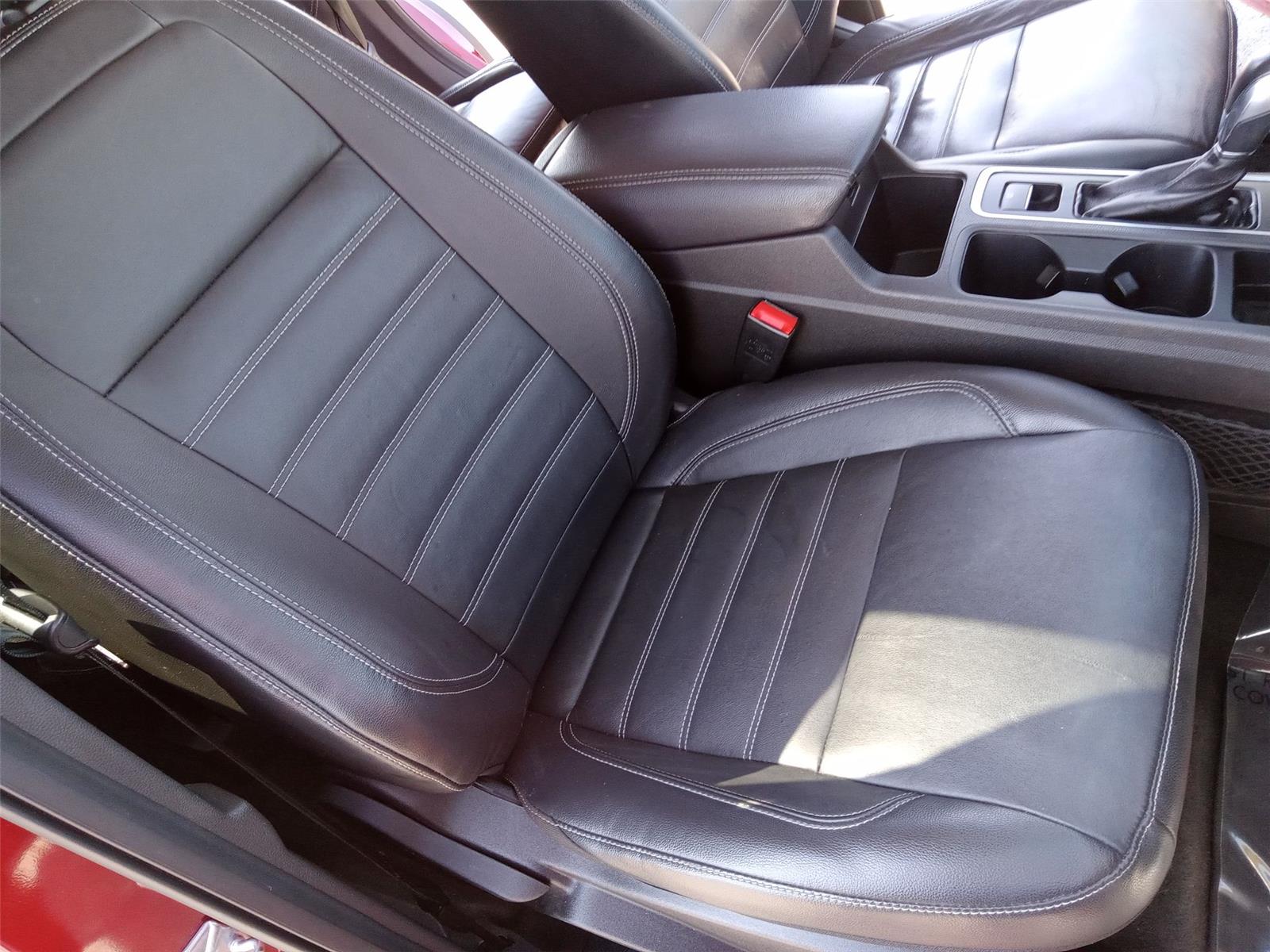 2018 Ford Escape SEL photo 12