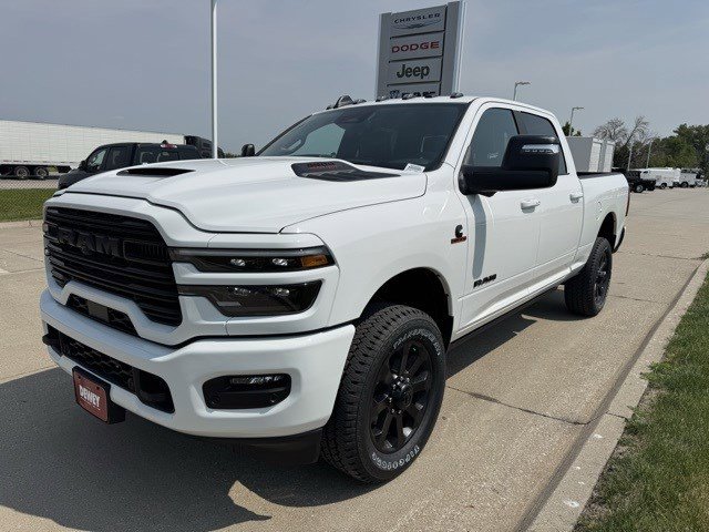 2025 Ram 2500 Laramie photo 3