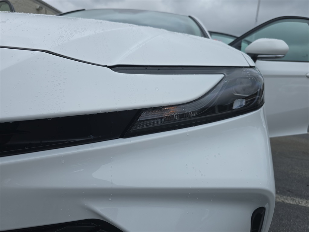 2025 Toyota Camry LE photo 30