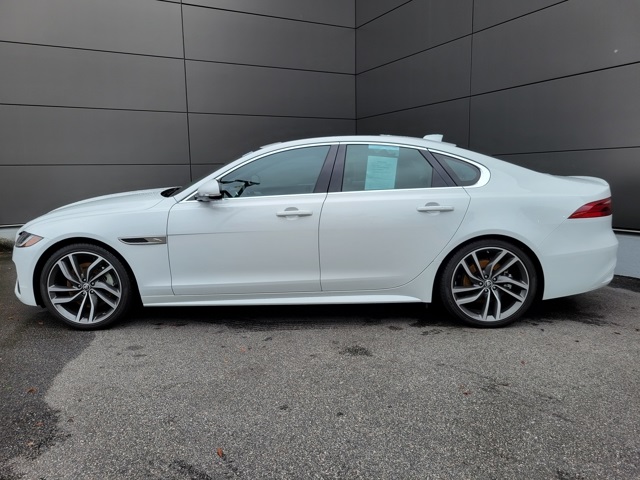 2024 Jaguar XF R-Dynamic SE photo 2