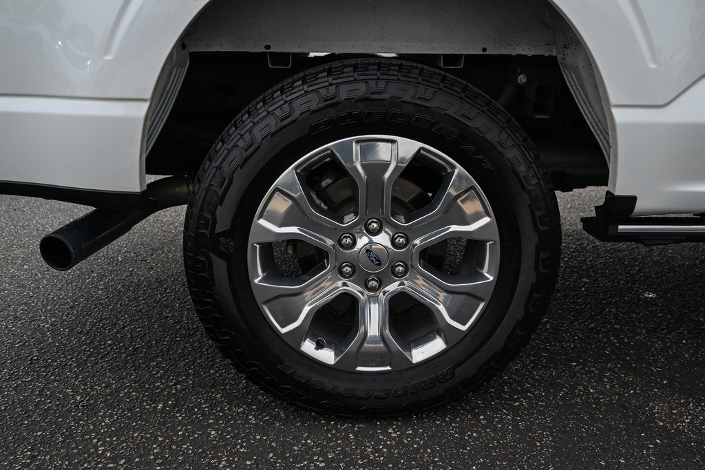 2021 Ford F-150 Platinum photo 12