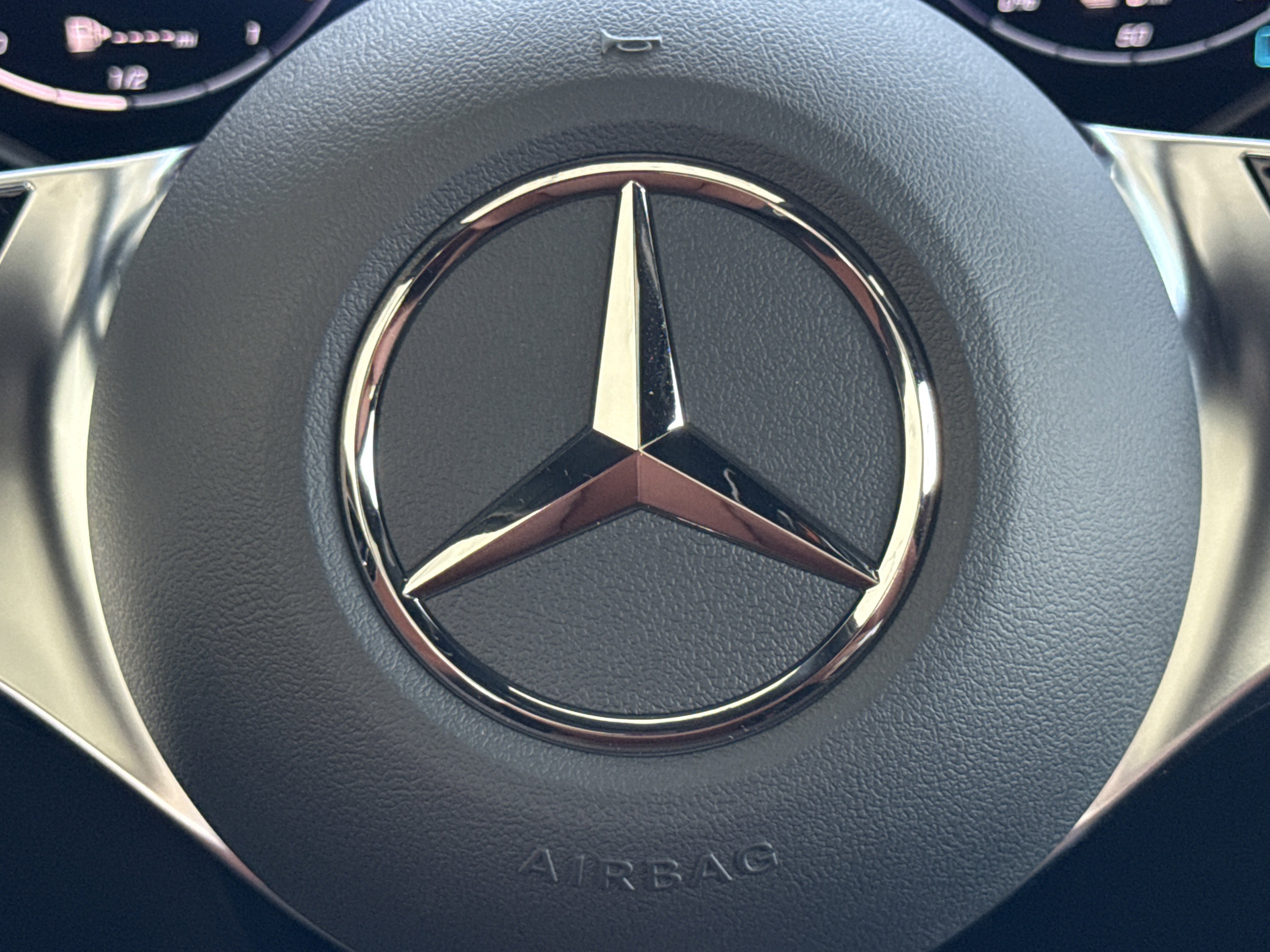 2026 Mercedes Benz GLC 350e 4MATIC photo 2