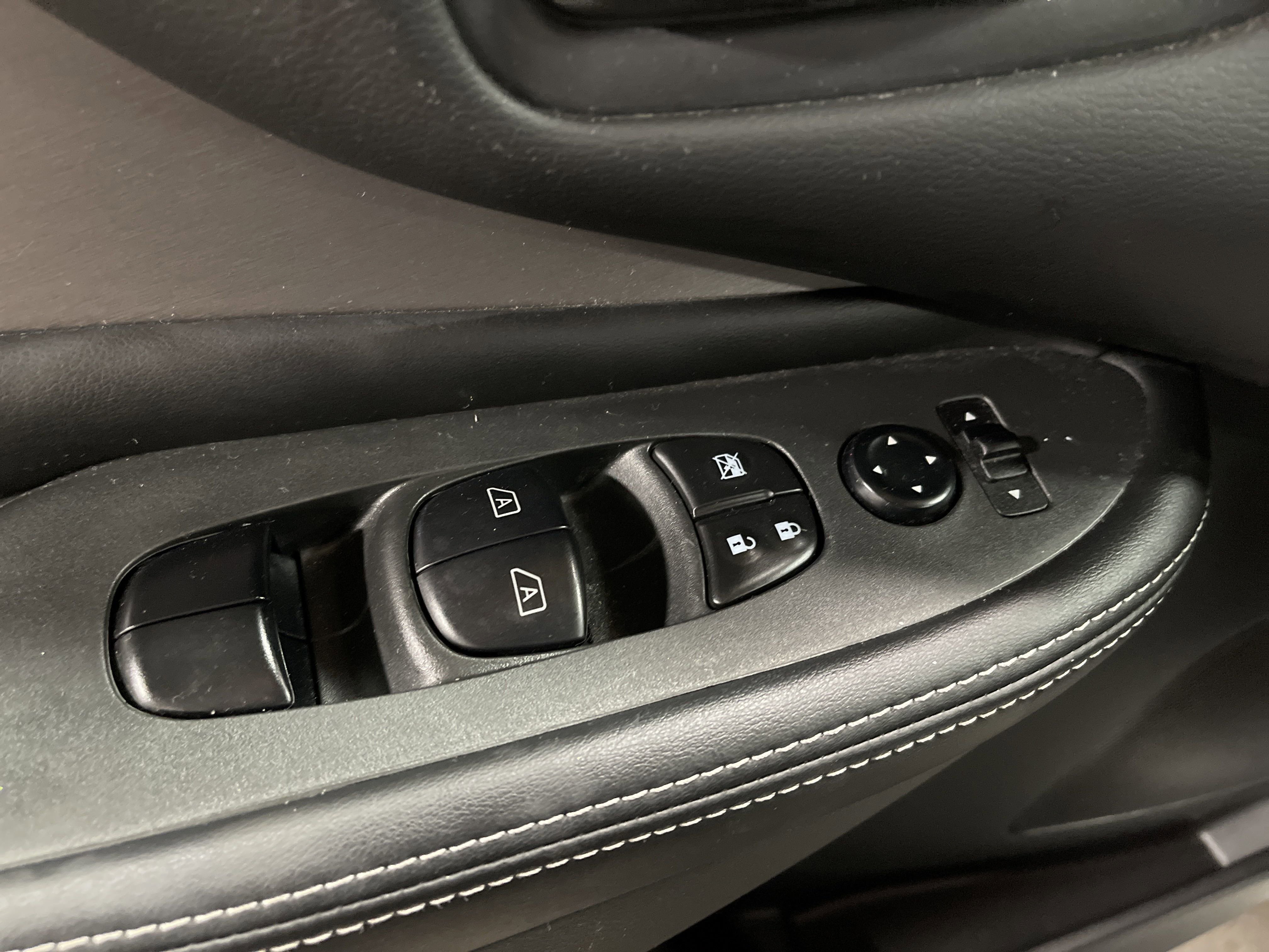 2024 Nissan Murano SV photo 3
