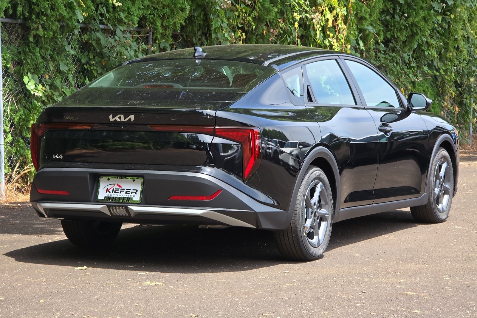 2025 Kia K4 LXS photo 2