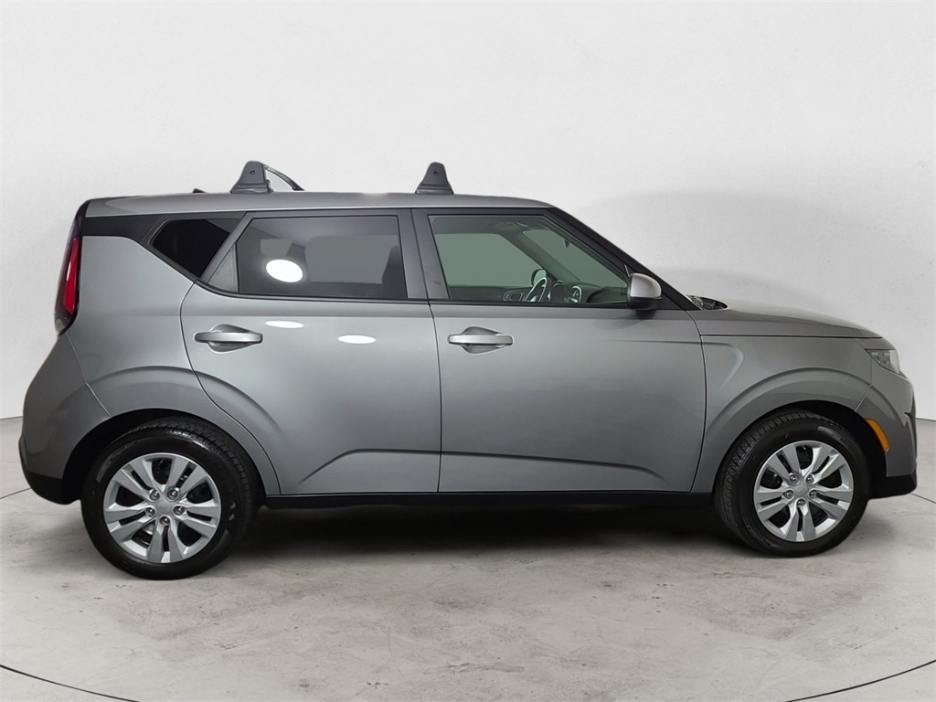 2023 Kia Soul LX photo 5