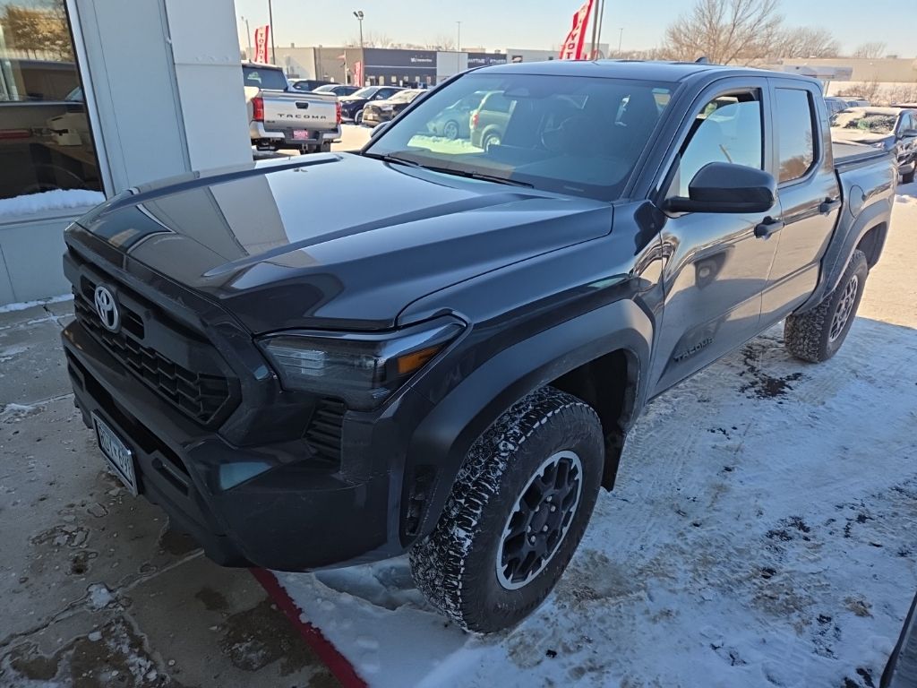 2024 Toyota Tacoma TRD Off Road's photo