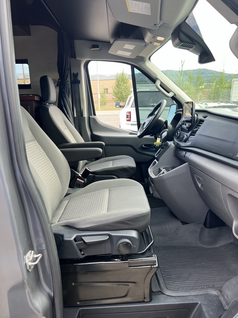 2021 Ford Transit photo 17
