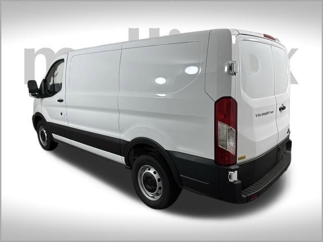 2025 Ford Transit photo 2