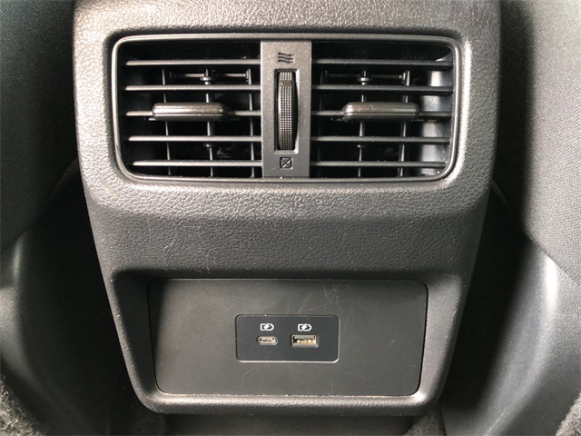 2023 Nissan Rogue SV photo 17