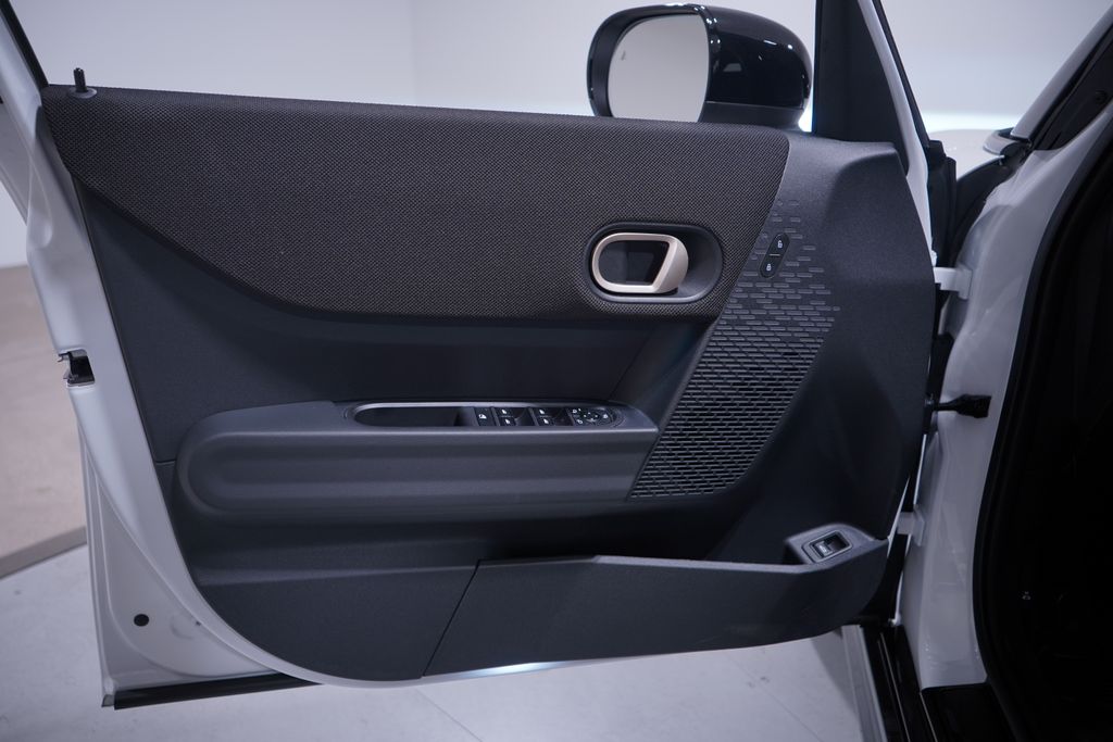2026 Mini Cooper 4 Door Hardtop S Iconic photo 10