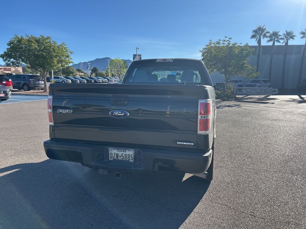 2014 Ford F-150 STX photo 12