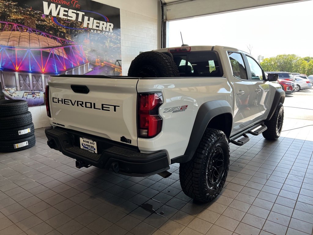 2024 Chevrolet Colorado ZR2 photo 8