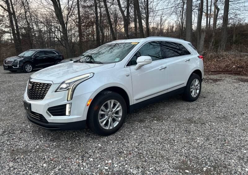 Image of Pre-Owned 2022 Cadillac XT5 Luxury