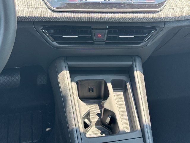 2025 Volkswagen Tiguan S photo 22
