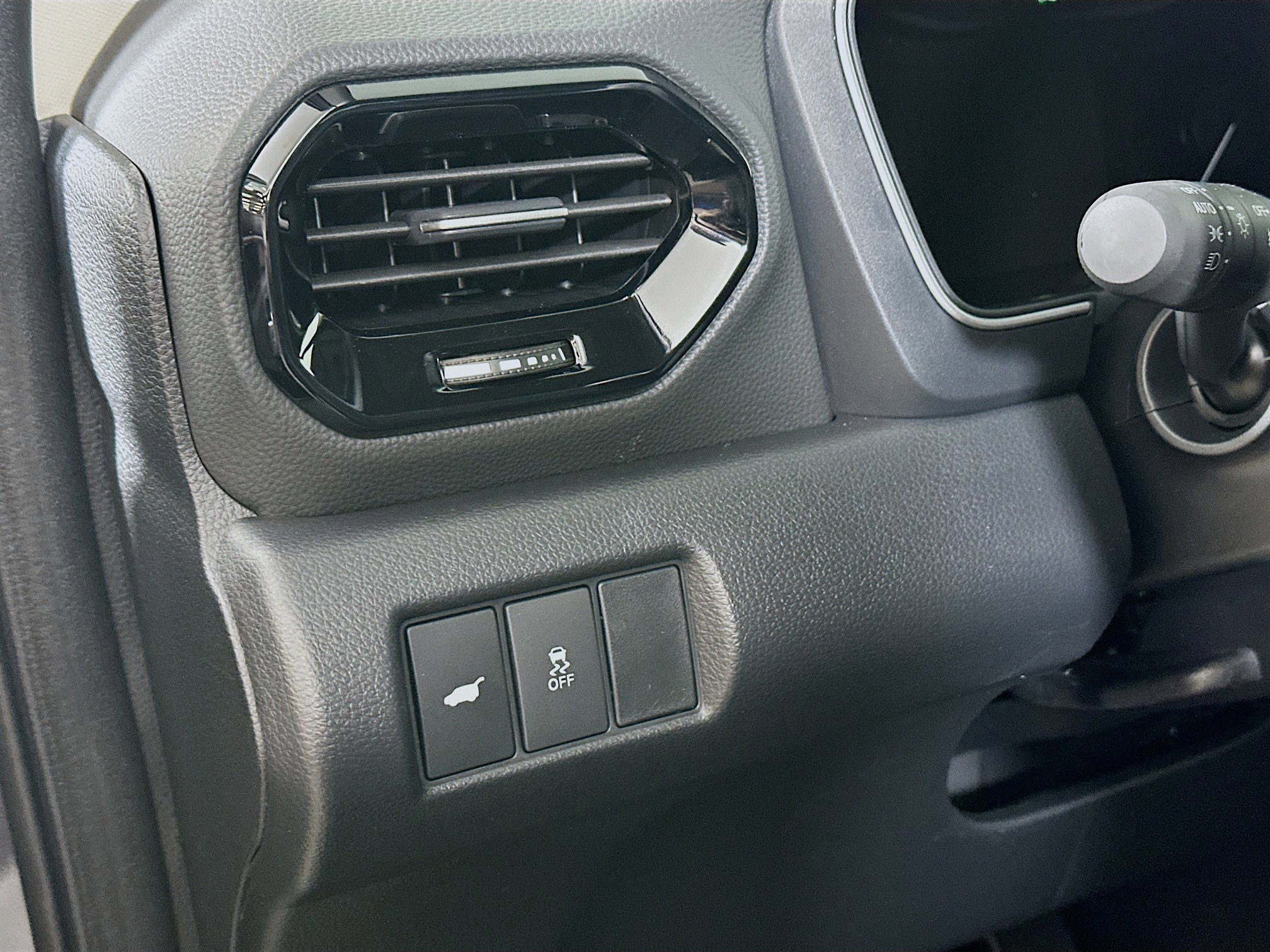 2025 Honda Pilot Touring photo 9