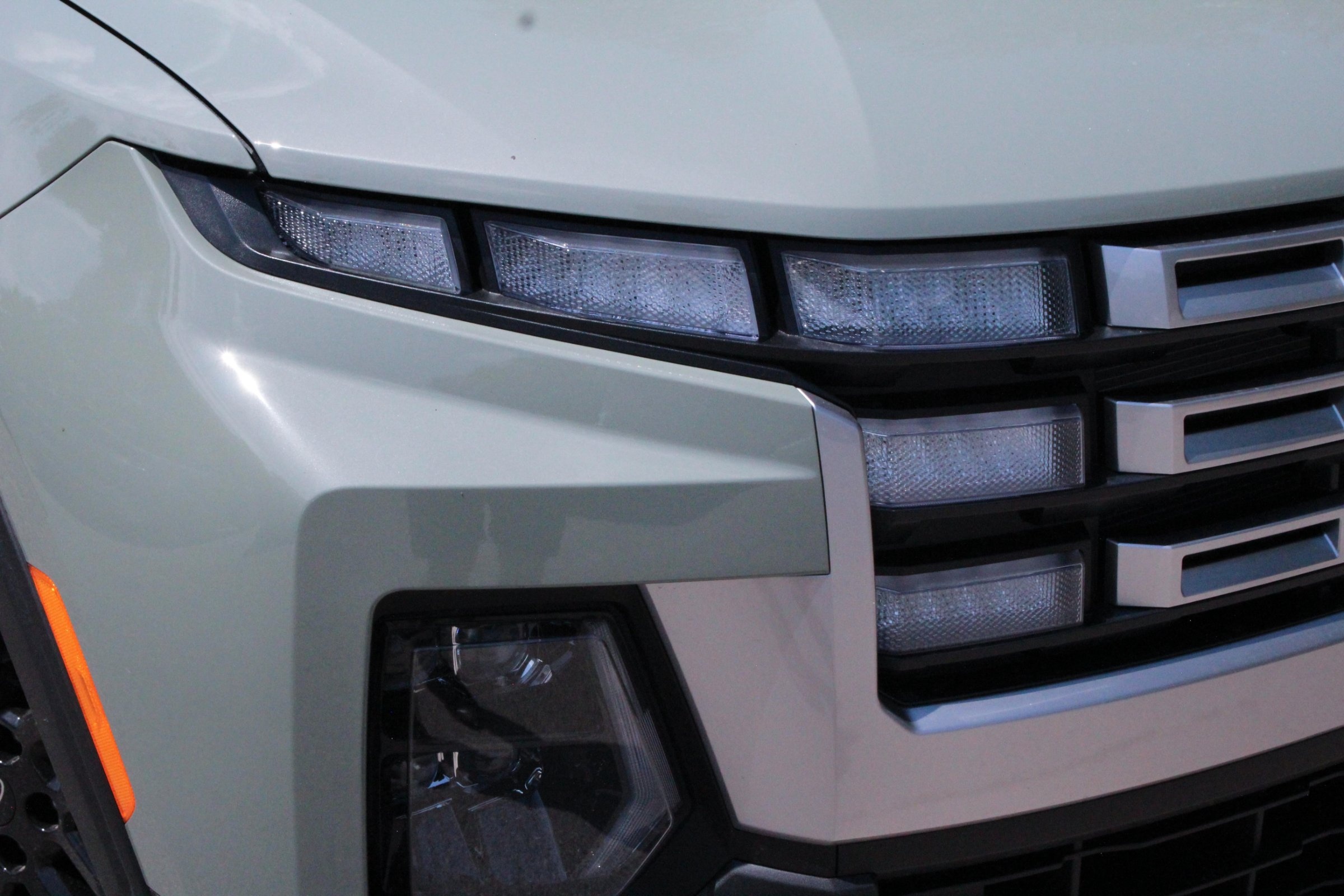 2026 Hyundai Santa Cruz SE photo 3