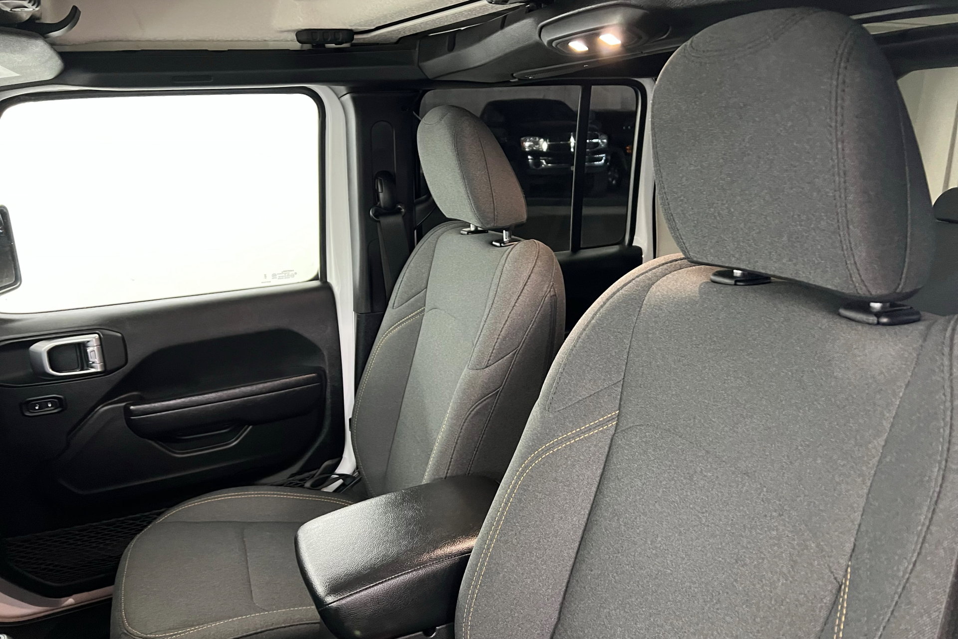 2024 Jeep Wrangler 4xe Sport S photo 16