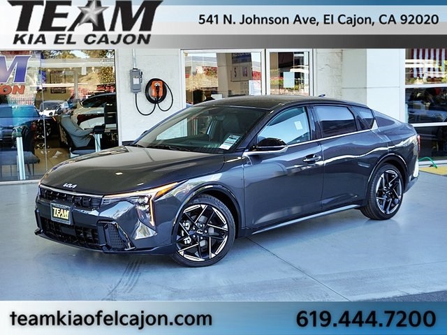 2025 Kia K4 GT-Line's photo