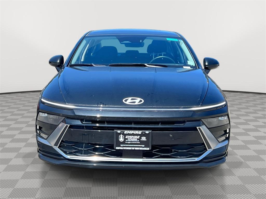 2024 Hyundai Sonata Hybrid SEL photo 2
