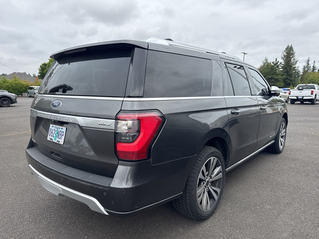 2021 Ford Expedition MAX Platinum photo 5