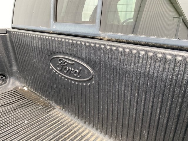 2010 Ford F-150 Lariat photo 19