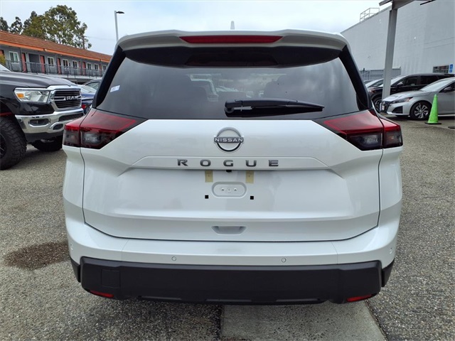 2026 Nissan Rogue SV photo 8