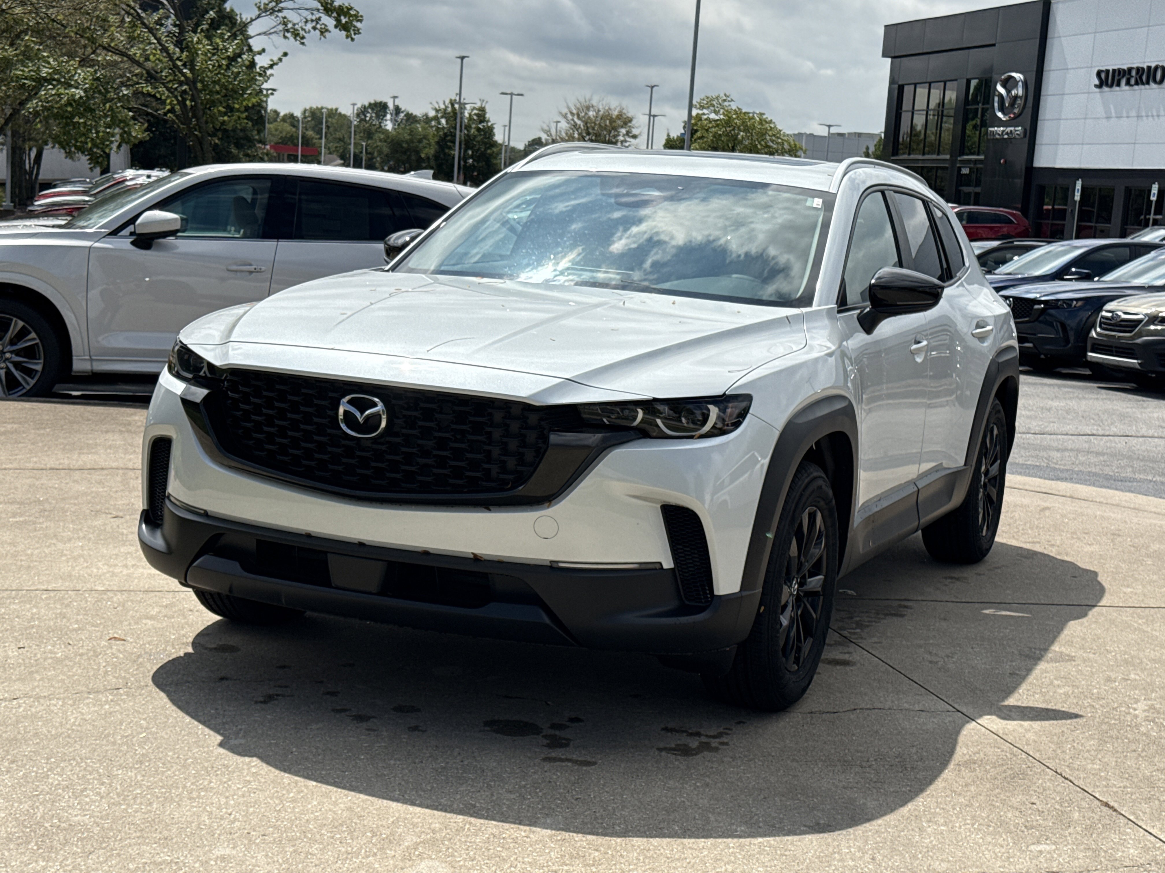 2025 Mazda CX-50 2.5 S Premium photo 3