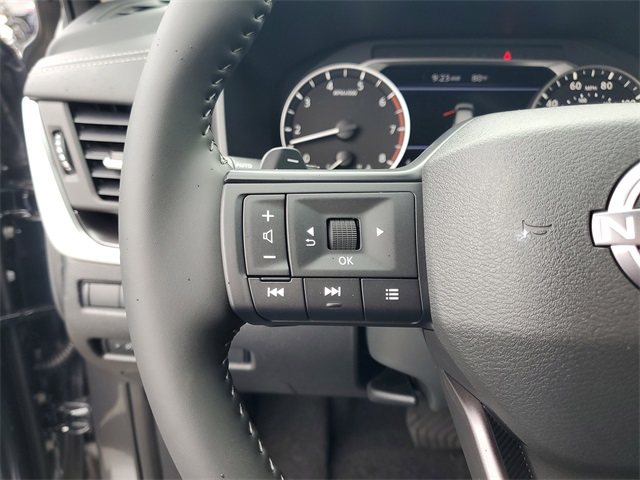 2026 Nissan Rogue SV photo 10