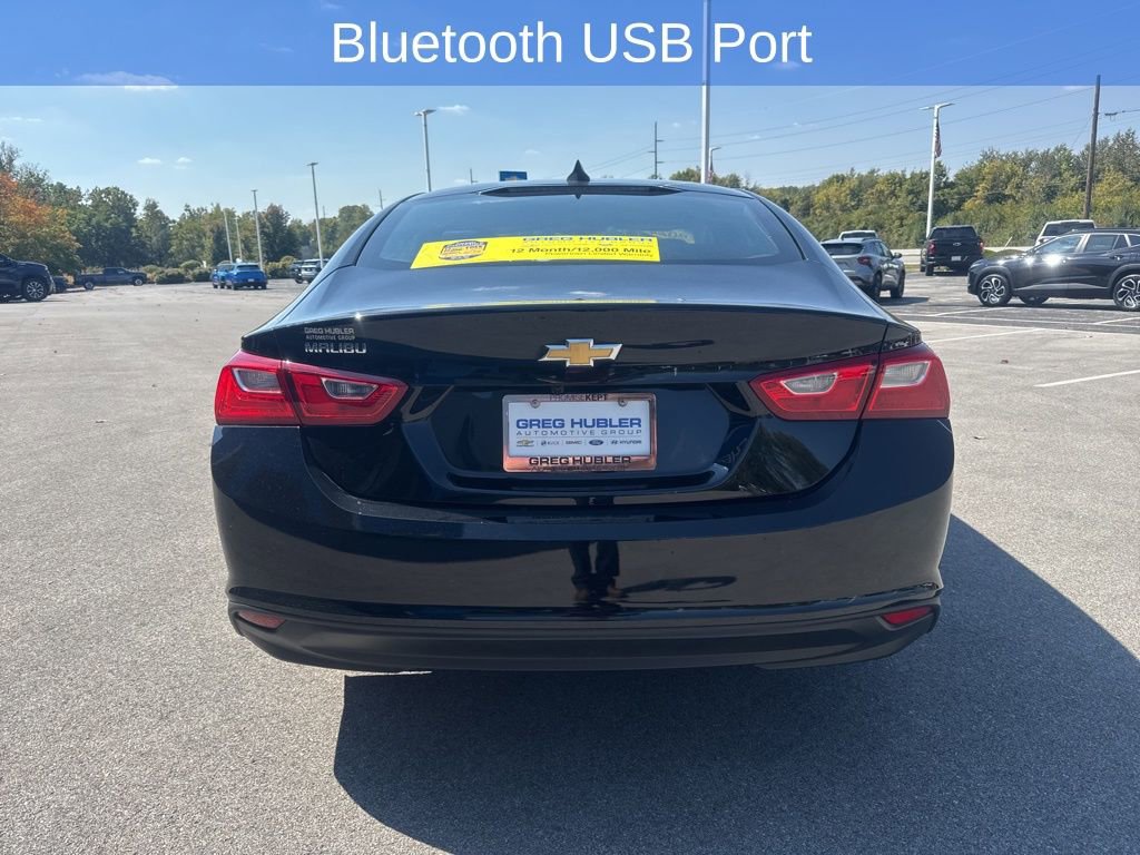 2022 Chevrolet Malibu LS photo 3