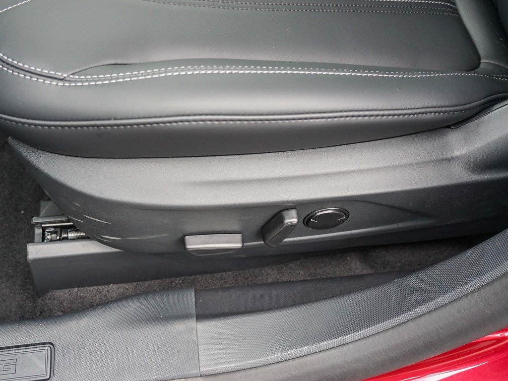 2025 Ford Mustang Mach-E Select photo 18