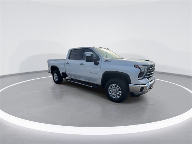 2024 Chevrolet Silverado 3500HD LTZ photo 2