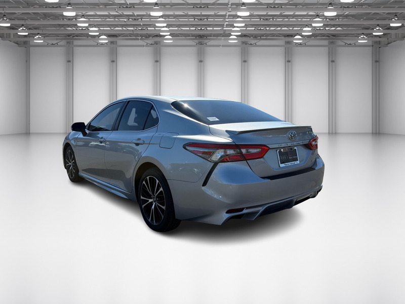 2018 Toyota Camry L photo 8