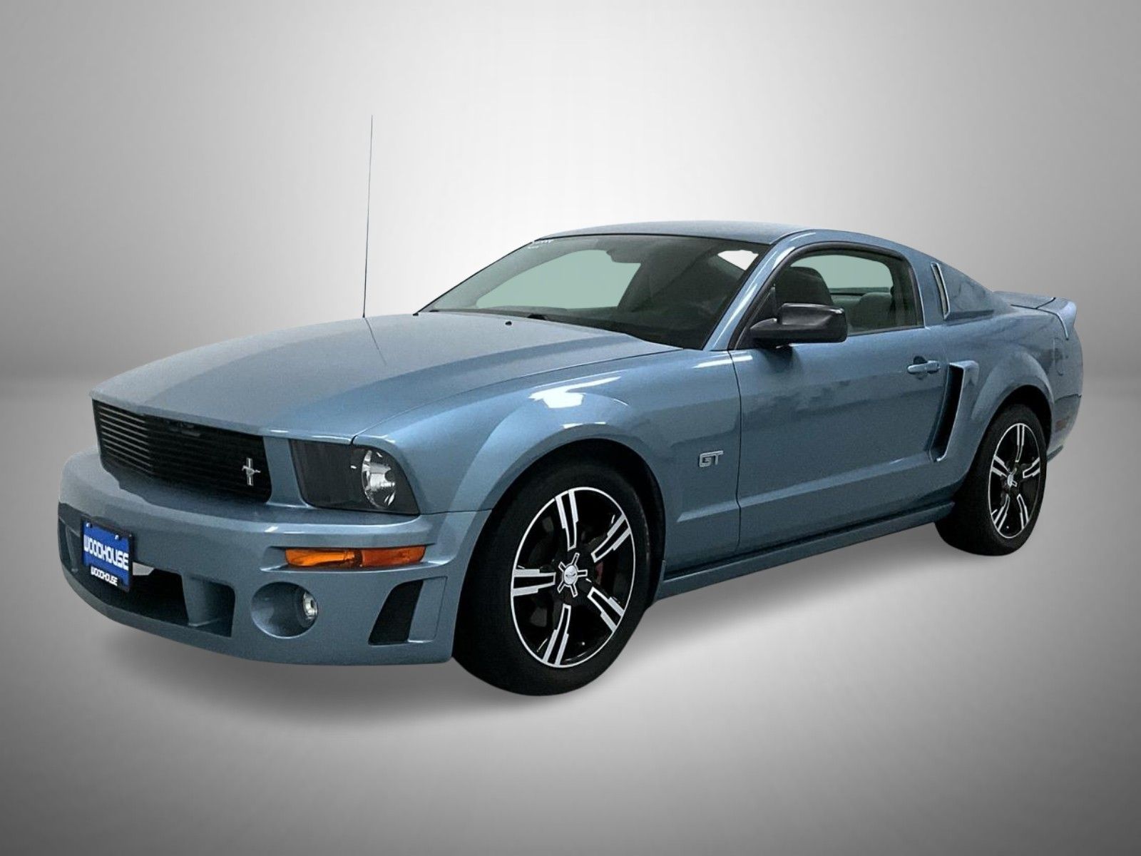 2005 Ford Mustang's photo