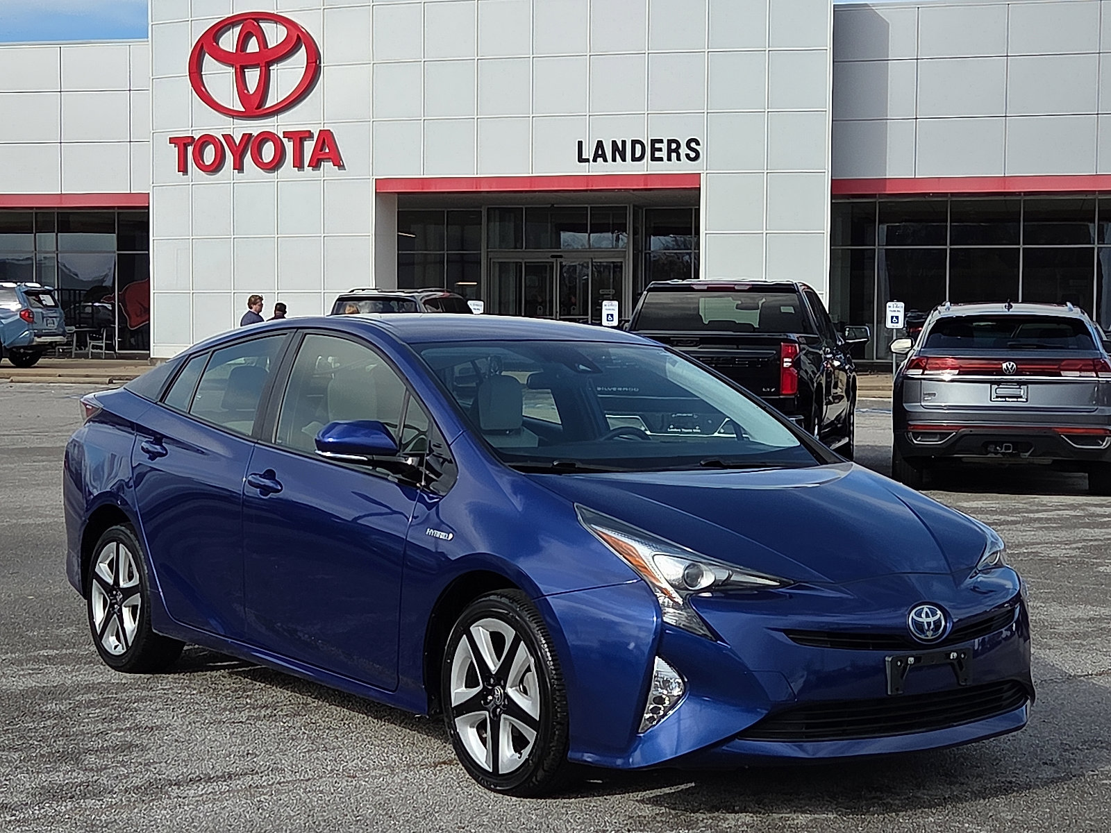 2016 Toyota Prius Three's photo