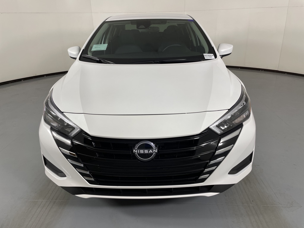 2025 Nissan Versa SV photo 3