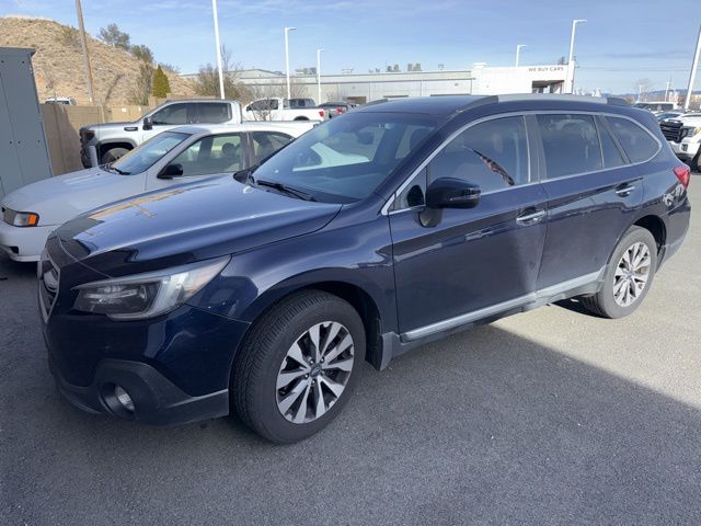 2018 Subaru Outback Touring's photo