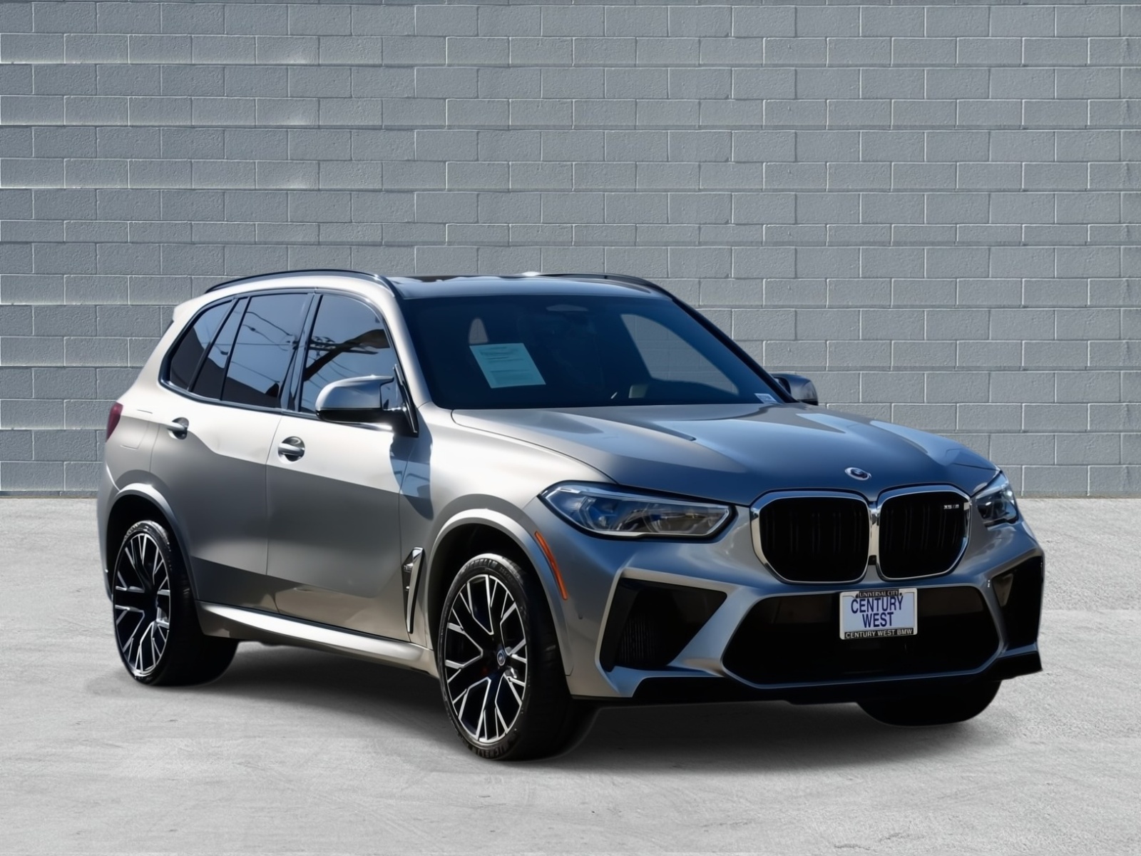 2023 BMW X5 M