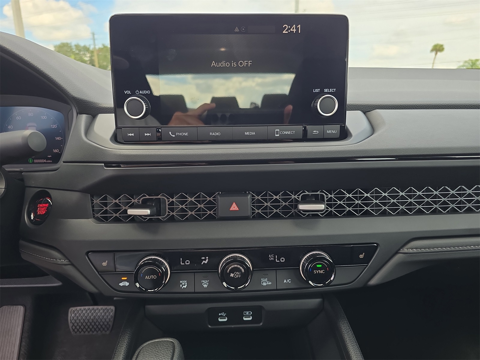 2025 Honda Accord SE photo 18