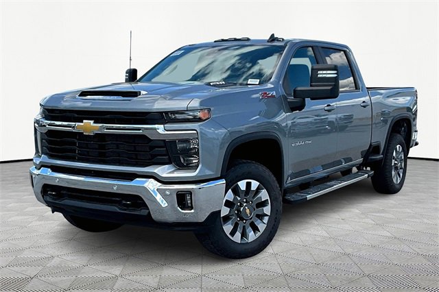 2025 Chevrolet Silverado 2500HD LT photo 3
