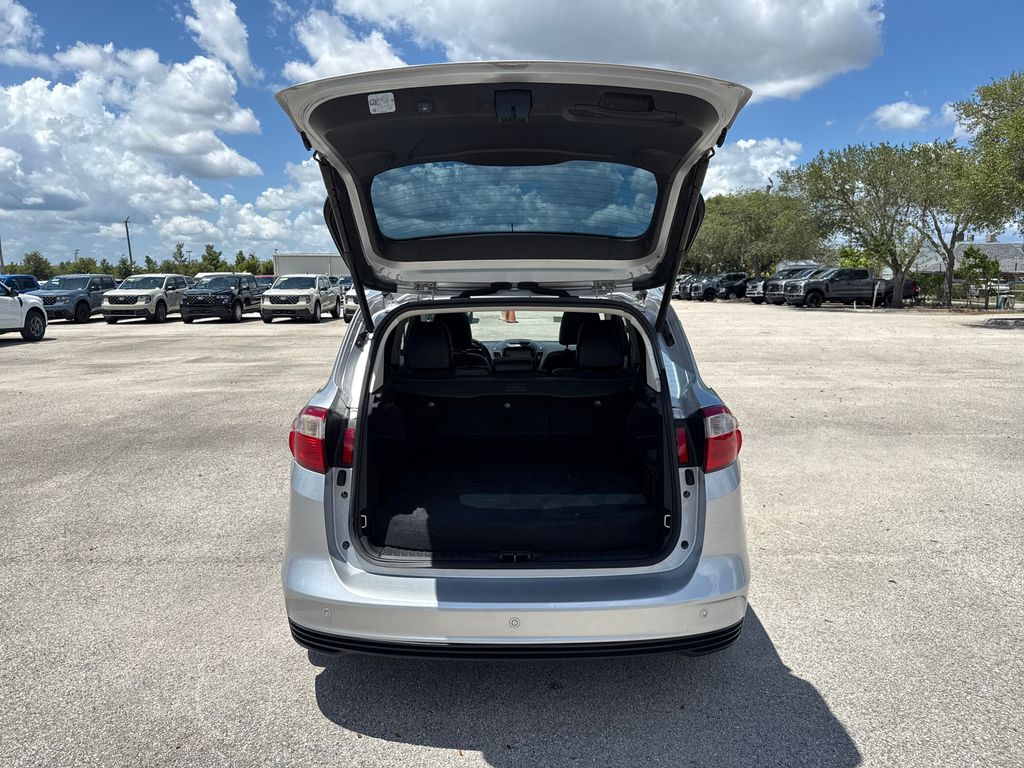 2015 Ford C-Max Hybrid SEL photo 24