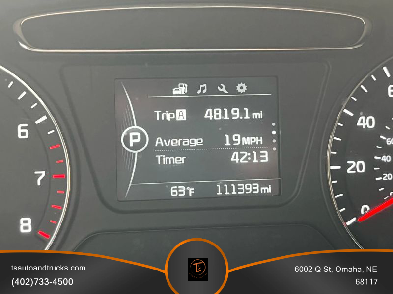 2017 Kia Sorento LX photo 22