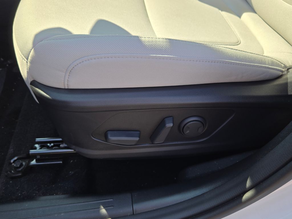 2025 Hyundai Tucson SEL photo 15