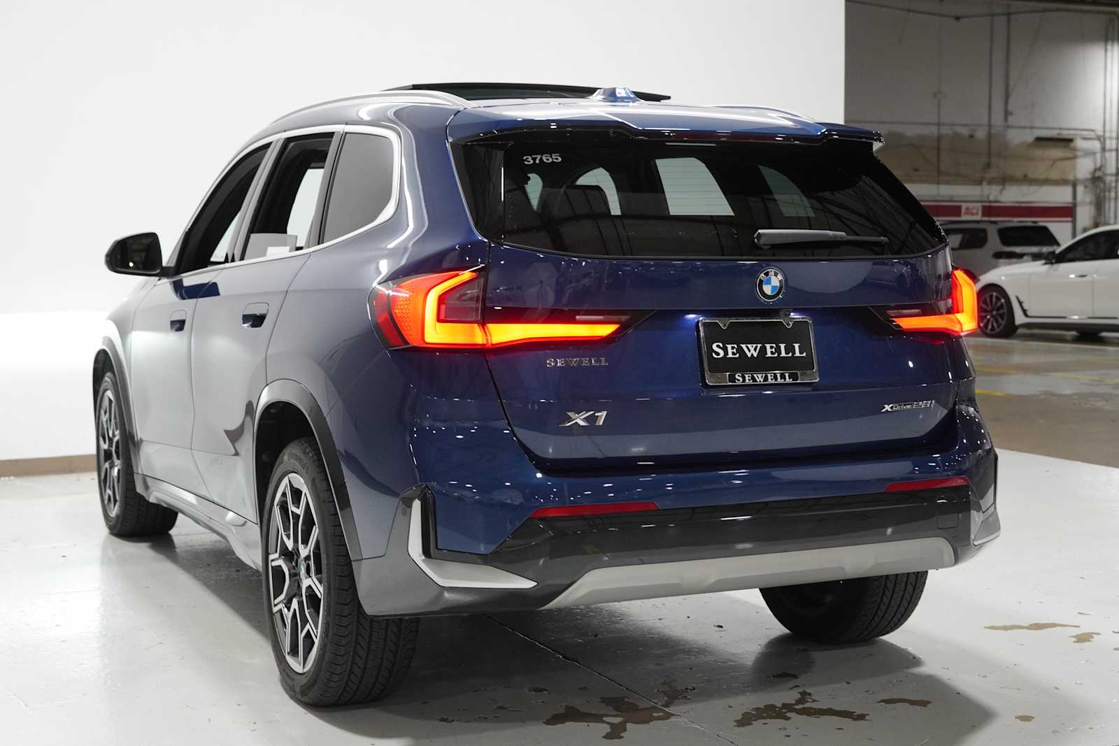 2025 Bmw X1 XDrive28i photo 4
