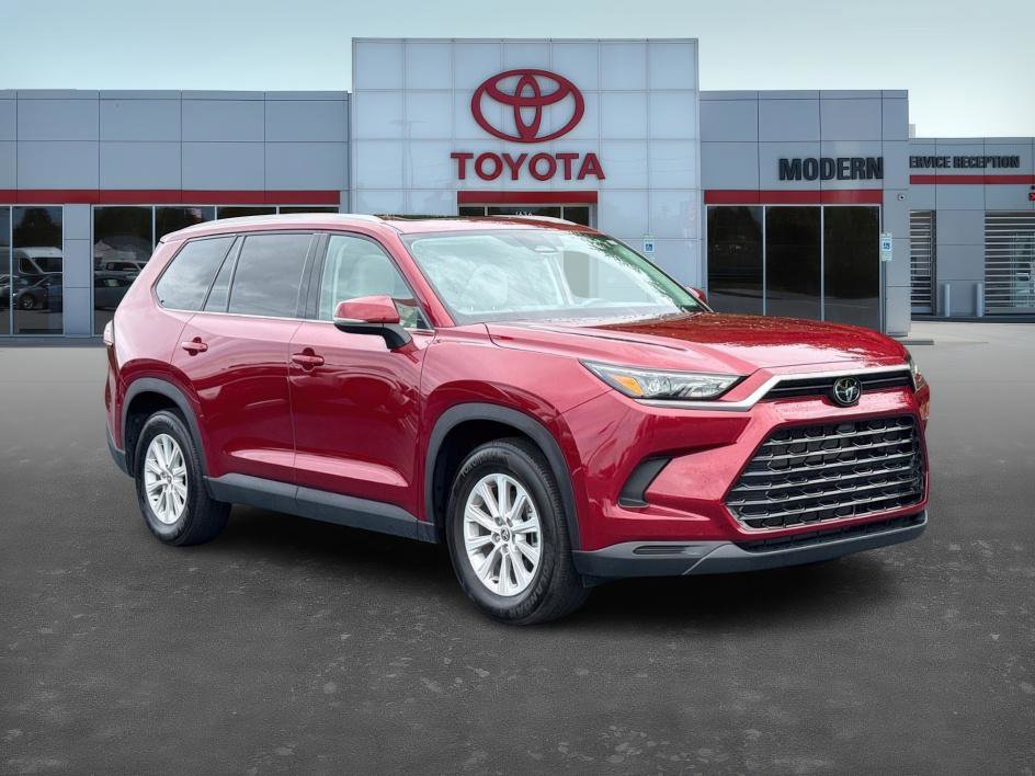 2024 Toyota Grand Highlander XLE photo 2