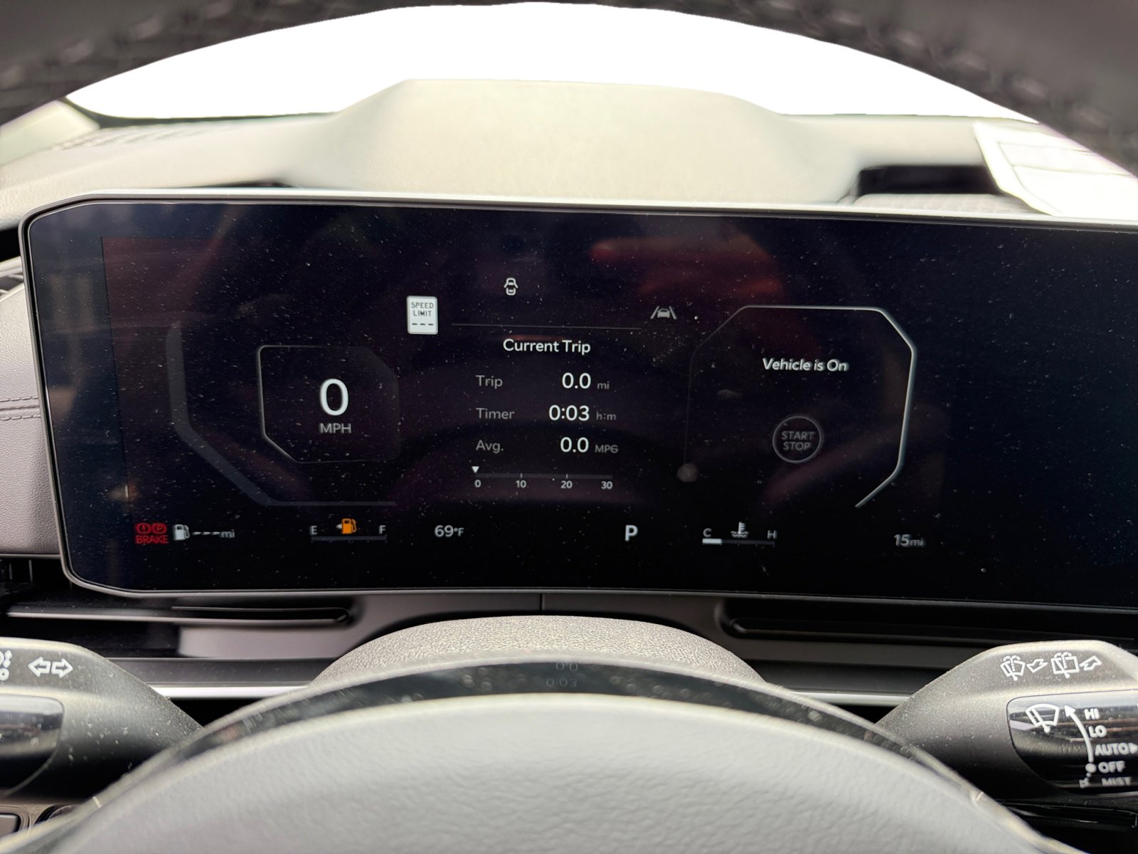 2025 Kia Carnival SX Prestige photo 11