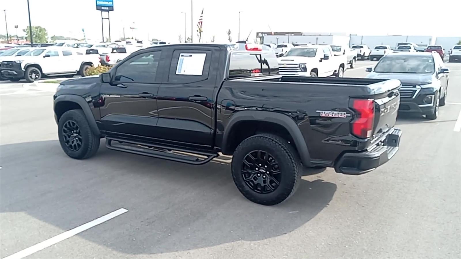 2024 Chevrolet Colorado Trail Boss photo 5